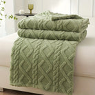 CuddleWave | Kuschelige Decke in weichem Design - Nolara